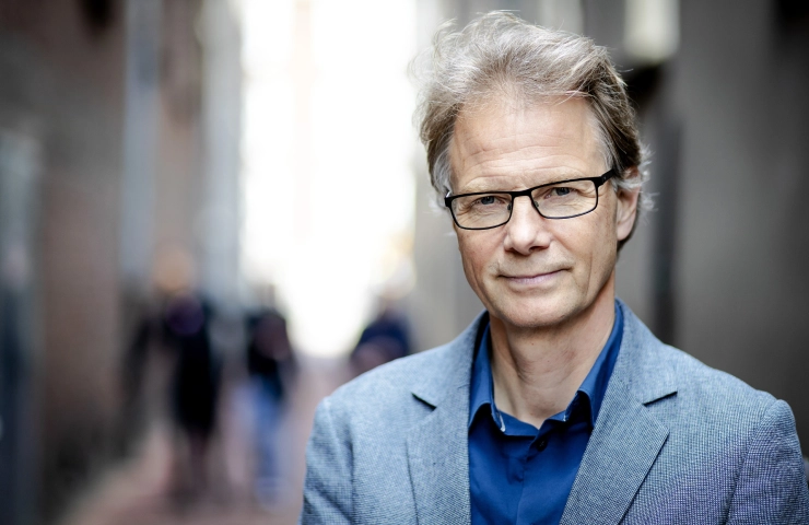 Transfer Thursday: NRC moet op zoek naar een nieuwe hoofdredacteur en Whitney Janssen nieuw gezicht bij EenVandaag