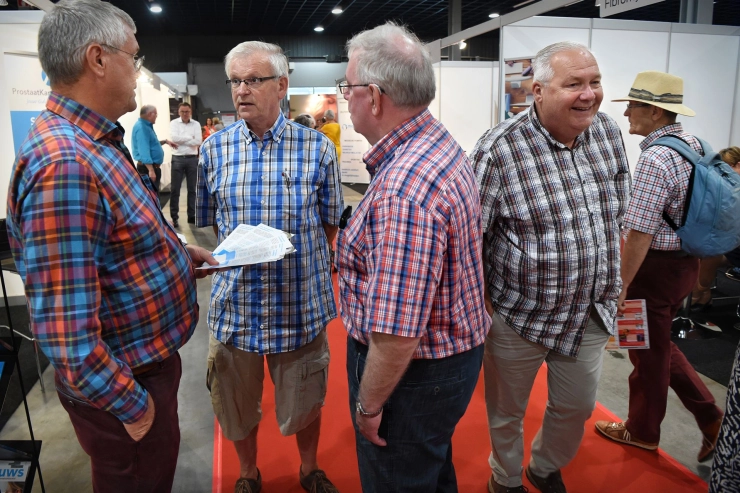 Foto DNA: Ruitjes op de 50plus beurs