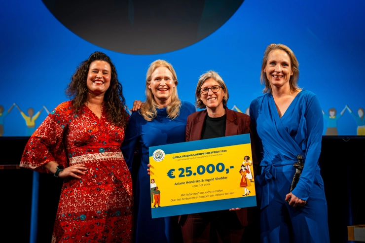 Boek ‘Met liefde heeft het niets te maken’ wint Carla Atzema Soroptimistprijs voor erkenning slachtoffers femicide