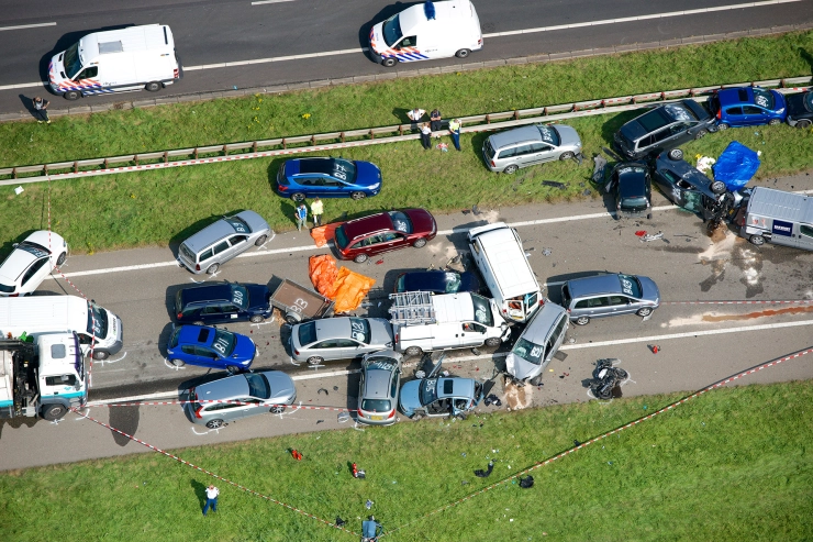 Initiatiefwetsvoorstel: torenhoge boetes voor filmen bij ongelukken