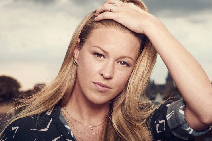 Annemieke Schollaardt nieuwe stem van NPO 1