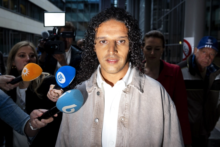 Ali B. krijgt twee jaar onvoorwaardelijke celstraf voor verkrachting en poging tot verkrachting