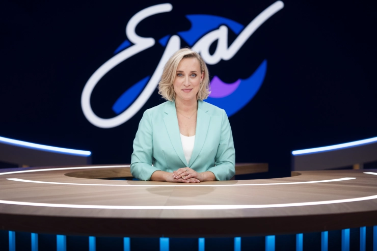 Talkshow Eva Jinek loopt regelmatig uit, NOS wil dat Achtuurjournaal ‘stipt’ begint