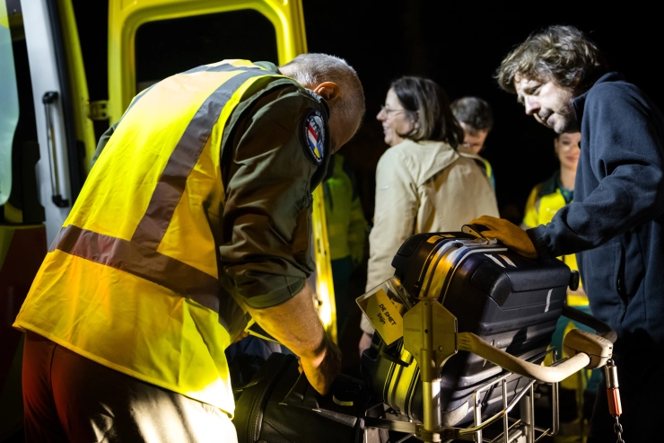 VTM Nieuws-journalist Robin Ramaekers en cameraman Stijn De Smet veilig aangekomen in België