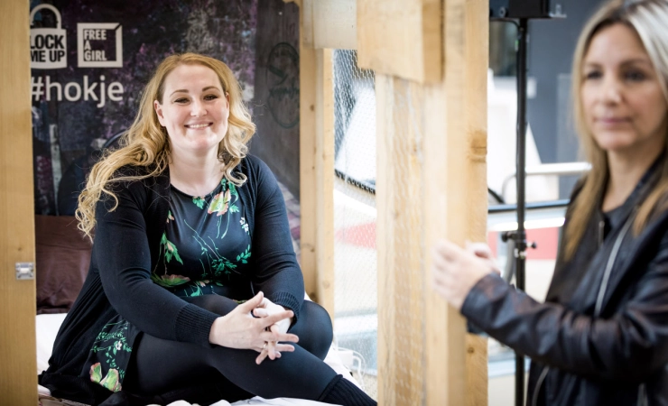 Nieuw boek geeft kijkje achter schermen radionieuws