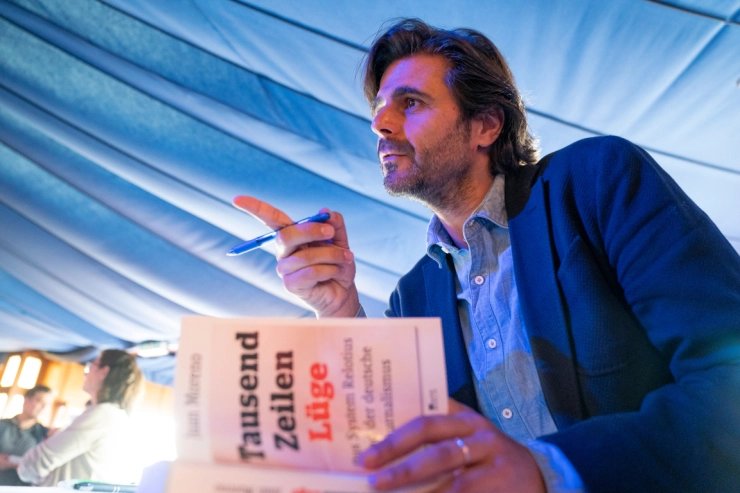 Der Spiegel-fraudeur Relotius klaagt voormalig collega aan voor journalistieke onnauwkeurigheid