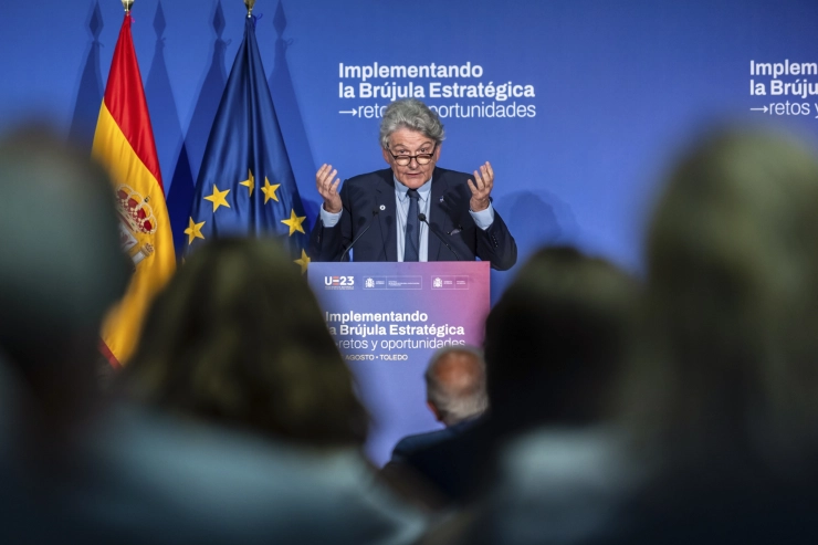 Eurocommissaris roept TikTok en Meta op tot actie tegen illegale content na Hamas-aanval op Israël