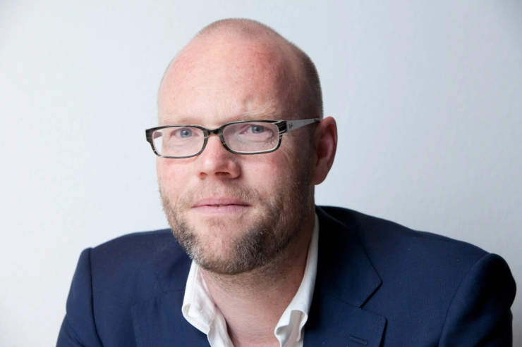 Toine Heijmans tijdelijk hoofdredacteur van Radboud Universiteit-magazine Vox