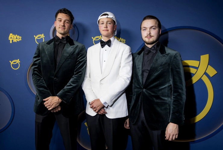 Minderjarigen aangehouden voor mishandeling Bender en cameraman