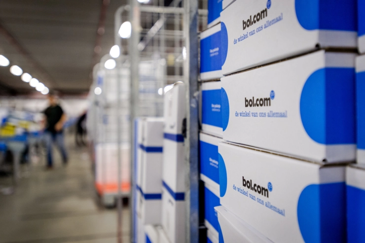 Das Mag Uitgevers in conflict met bol.com