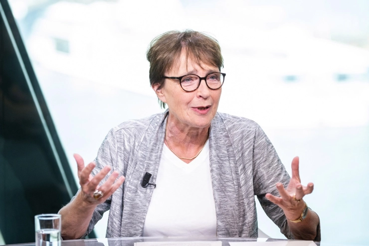 Coronacrisis: Clairy Polak in nieuwe serie Medialogica Kort