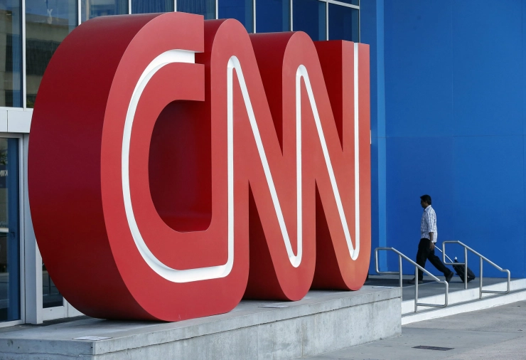 Drie CNN-journalisten weg na teruggetrokken Trump-artikel