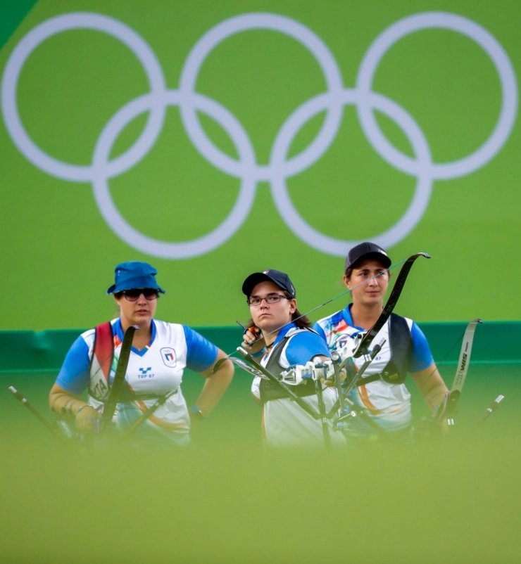 Italiaanse bladdirecteur ontslagen na beledigende kop