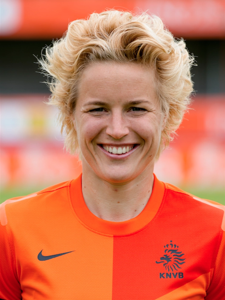 Daphne Koster analist voor NOS Sport