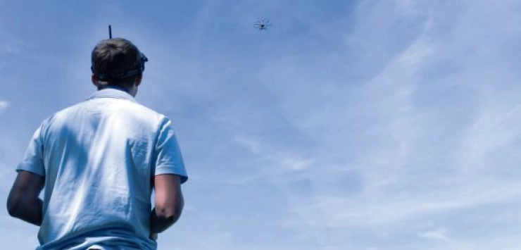 De scoops komen straks uit de lucht vallen