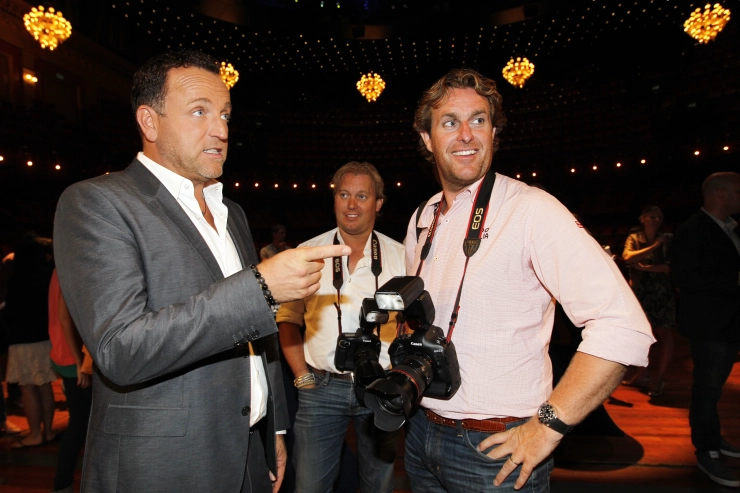 Privégegevens honderden BN’ers op straat door lek bij society-fotografen