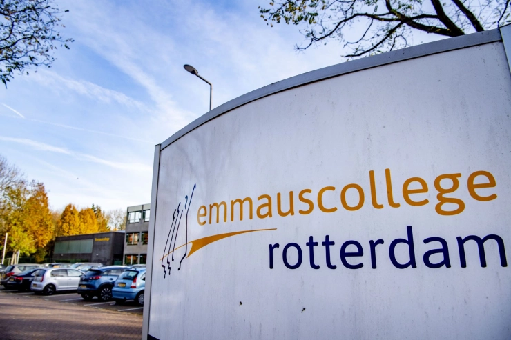 Vrouw aangehouden na bedreiging docent Rotterdam