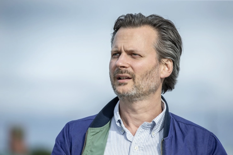 Thomas Erdbrink deed commerciële klussen in Iran ondanks regels New York Times
