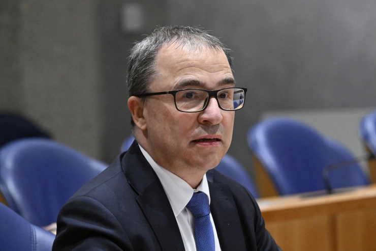 Kamer blijft bij langere boetepauze schijnzelfstandigheid