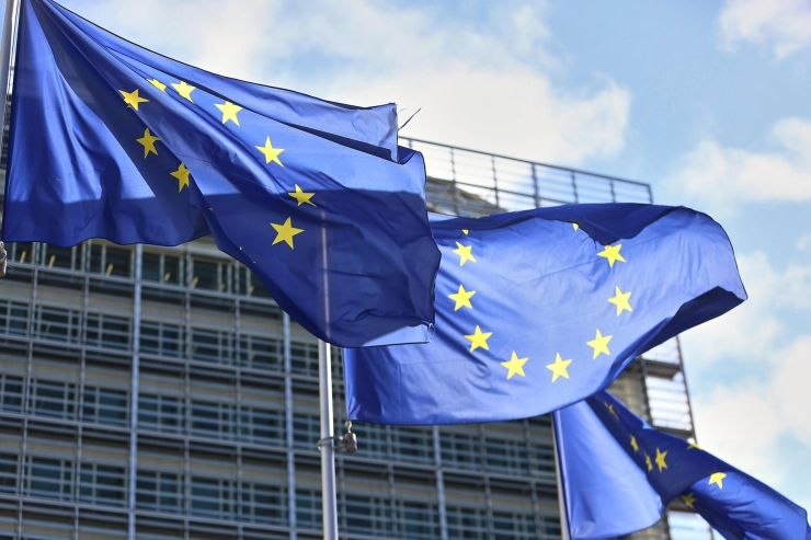 Ook afgezwakt voorstel Europese chatcontrole blijft een enorme inbreuk op privacy, stellen experts