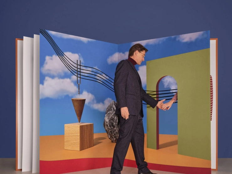 Van interviews naar gedichten naar filosofische voorstelling: Fokke Obbema gaat theater in