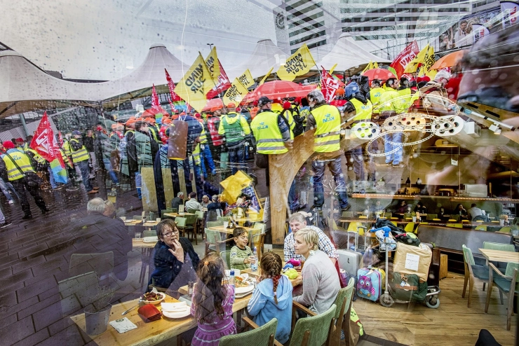 Foto DNA: KLM demonstratie