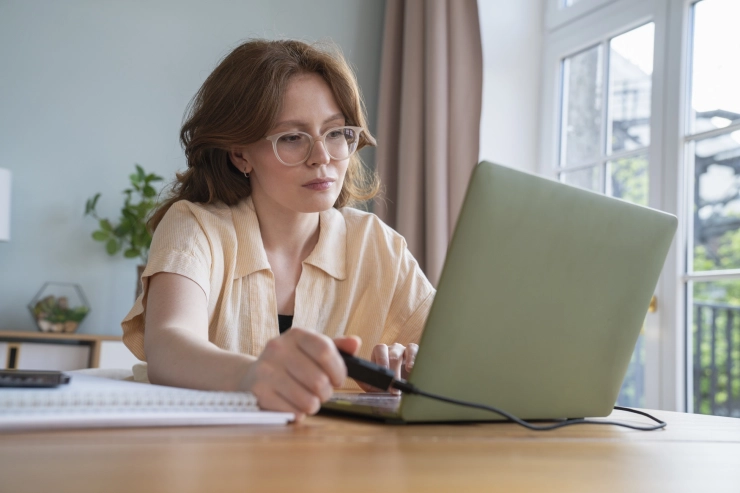 Opinie: ‘Redacties moeten een ambassadeur inzetten voor begrijpelijke taal’