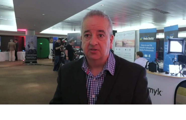 ‘Je telefoon is je Zwitsers zakmes’