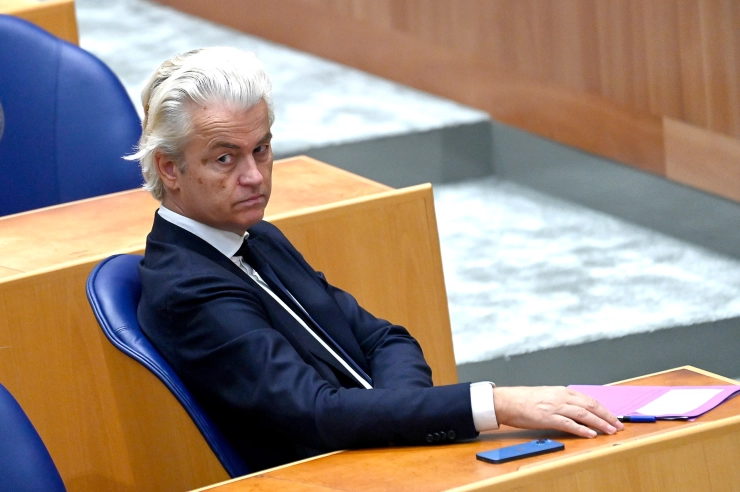Twitter draait schorsing Wilders terug en biedt excuses aan