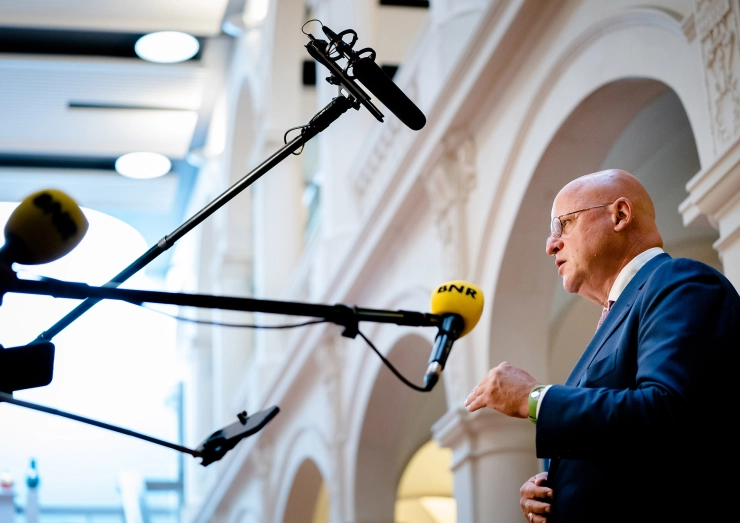 Onderzoek naar beveiliging De Vries overgeheveld naar Onderzoeksraad voor de Veiligheid