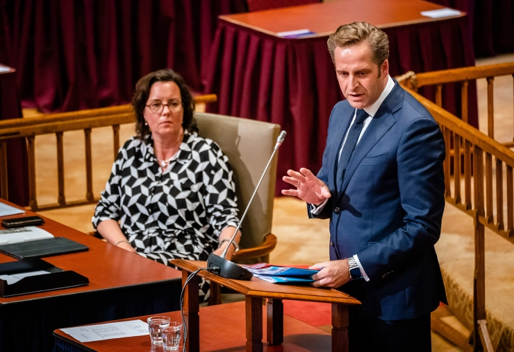 VWS negeert Wob-wetgeving en juridische aanmaning; handhaaft eigen werkwijze