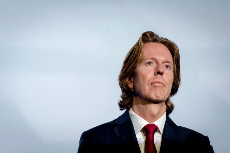 Ook NOS-directeur wil meer geld kabelaars