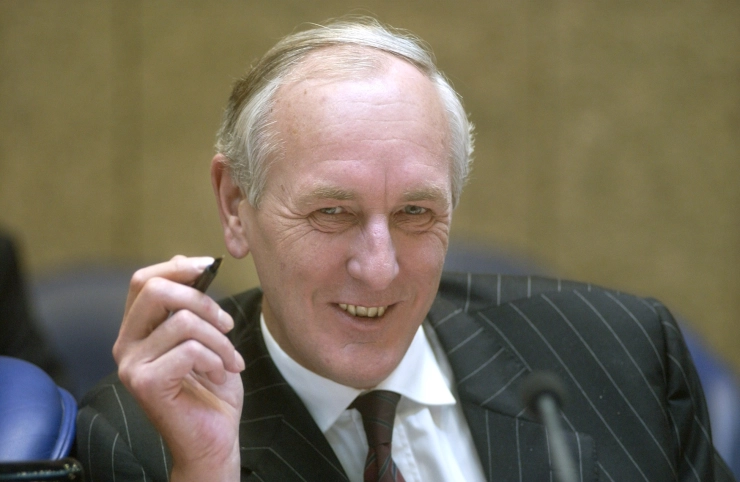 Johan Remkes probeerde journalisten Bart Mos en Joost de Haas te laten vervolgen