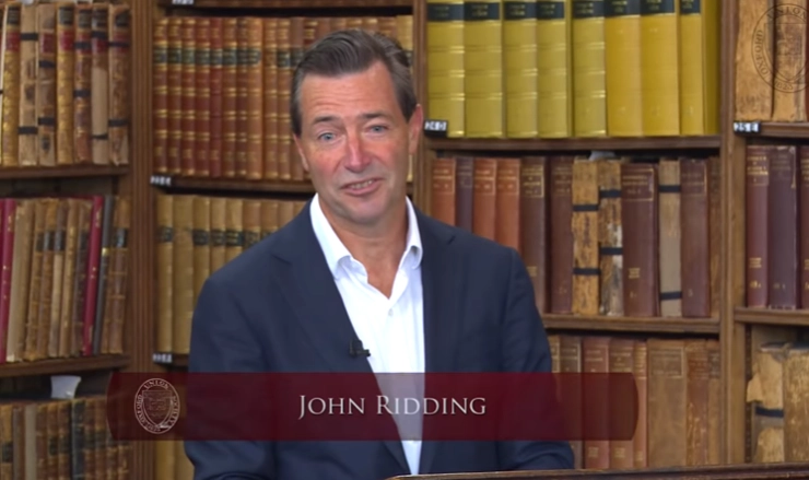 Beroep op FT-directeur John Ridding om salaris in te leveren