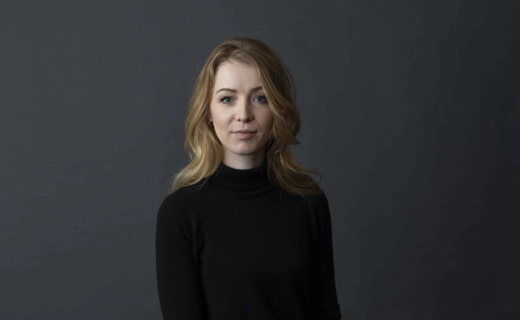 Jolien de Vries verruilt de microfoon voor de pen