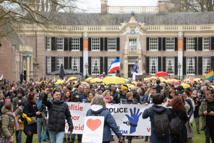 Weer fotograaf gehinderd door politie