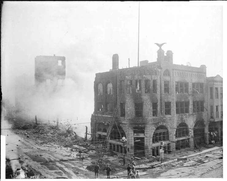 “Tachtig banen op de tocht bij Los Angeles Times”