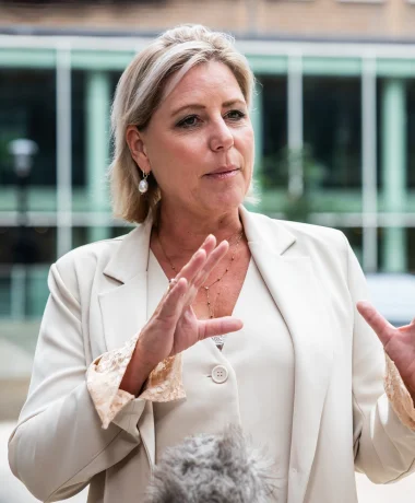 Mediaminister Letschert zoekt naar juridische opties om in te grijpen bij ON!