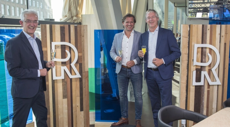 Nieuwe naam en huisstijl voor RTV Rijnmond