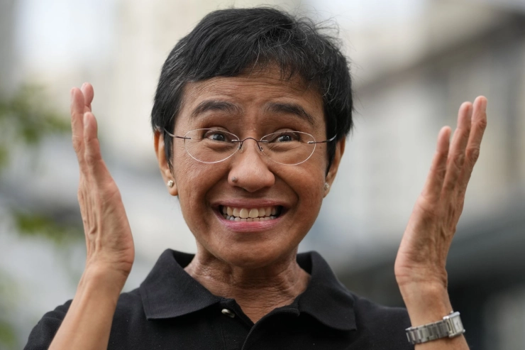 Maria Ressa draagt Nobelprijs voor de Vrede op aan alle journalisten