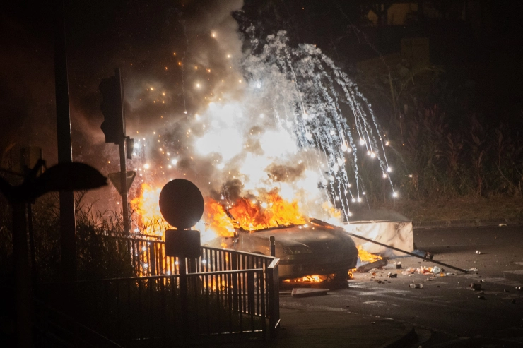 Journalisten beschoten tijdens demonstraties op Frans eiland Martinique