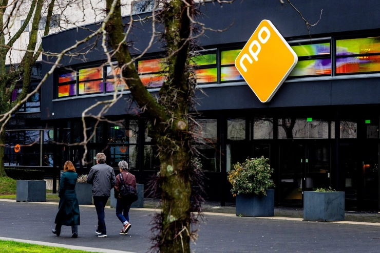 Ruim duizend omroepmedewerkers voeren actie tegen geplande bezuinigingen