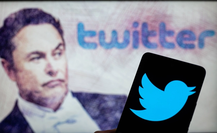 Kaalslag bij Twitter: bij problemen sta je er alleen voor