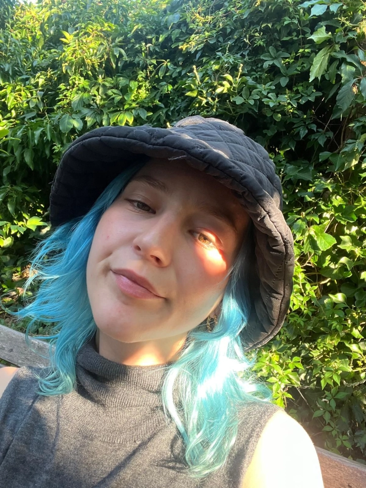 Neeltje Walgien roept managers en bestuurders in de media op: ‘Geef meer zeggenschap aan jonge journalisten’