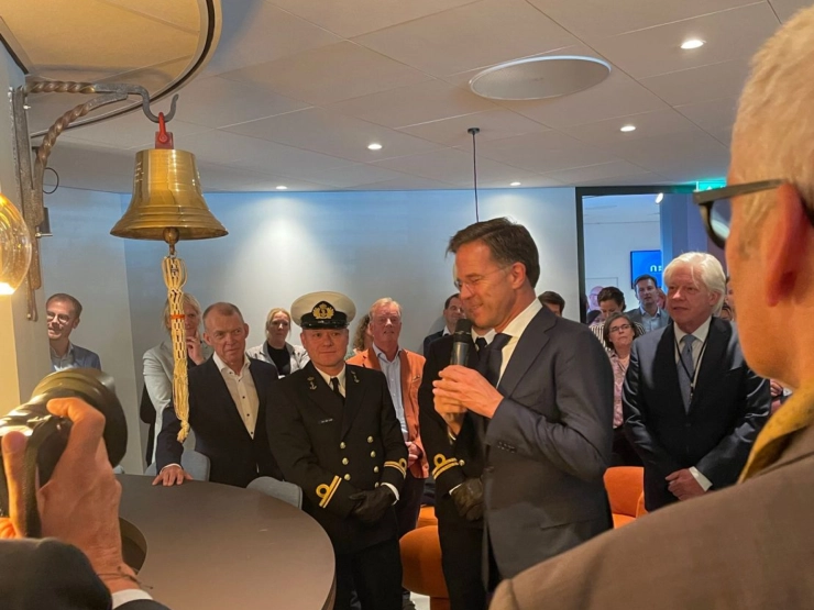 Tijdelijk onderkomen Nieuwspoort ingeluid door Mark Rutte