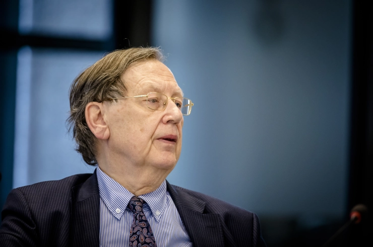 Nout Wellink zou EW-hoofdredacteur Arendo Joustra ‘ontslagen hebben’