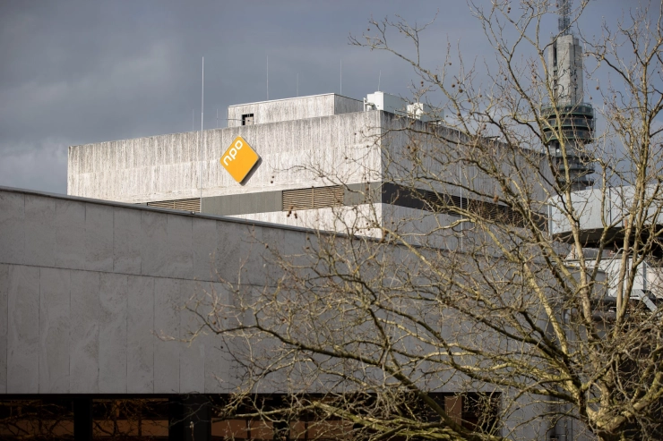 Werving nieuwe bestuursvoorzitter NPO gestart, politiek geeft ‘belangrijke input’