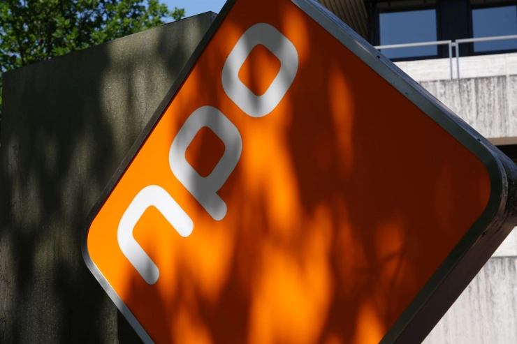 Laatste fase reorganisatie bij NPO: minder directeuren en personeel