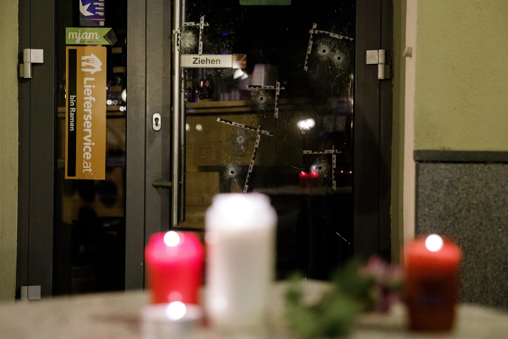 Oostenrijk: honderden klachten over media die video’s van aanslag Wenen deelden