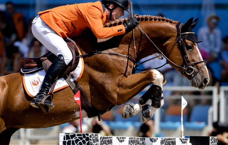 Eis ‘gratis foto’s voor persaccreditatie’ is van tafel